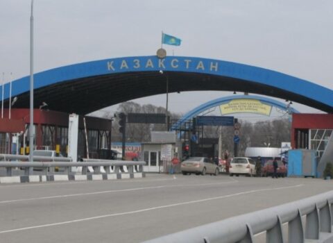 Qırğızıstan Qazaxıstanı ittiham edir: Sərhəddə GƏRGİNLİK