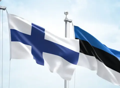 Finlandiya və Estoniya rusları öz yardımları ilə ŞOKA SALDI