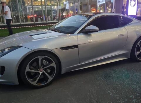 “Jaguar”a qumbara atdılar – VİDEO