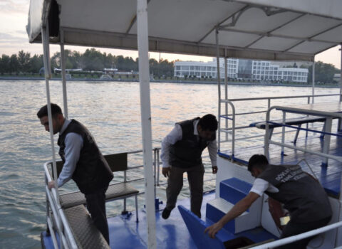 Kürə neft məhsullarının axıdılması aşkarlandı