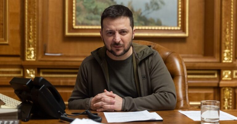 Zelenski: “Ukrayna raket və mərmi istehsalına başladı” Zelenski: “Ukrayna raket və mərmi istehsalına başladı”