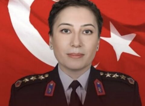 Türkiyə tarixində İLK: qadın admiral təyin olundu