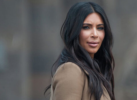 Ermənilər Kim Kardaşyanın evini mühasirəyə aldı