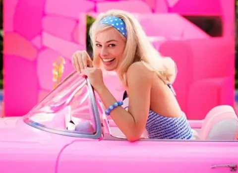 Margot Robbie “Barbie” filmindən nə qədər qazanıb?