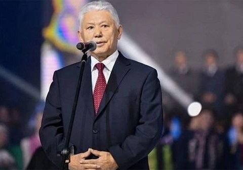 Yakutiyanın ilk prezidenti vəfat etdi
