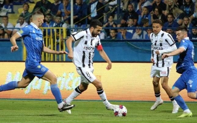 “Neftçi” Gəncədə “Kəpəz”ə uduzdu “Neftçi” Gəncədə “Kəpəz”ə uduzdu