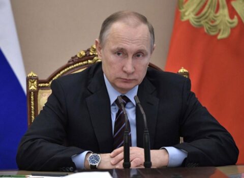 Putin bu günü Rusiyada bayram olaraq təsis etdi