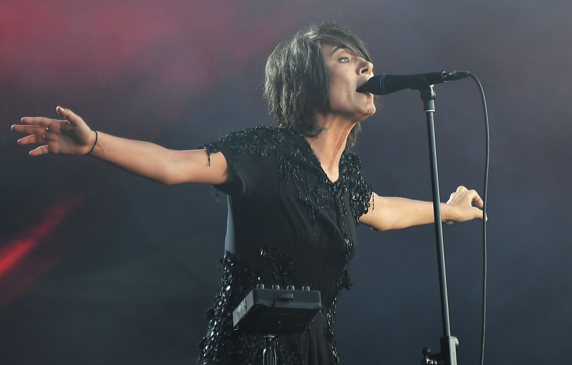 Zemfira qazaxları hiddətləndirdi – FOTO - VİDEO | KONKRET