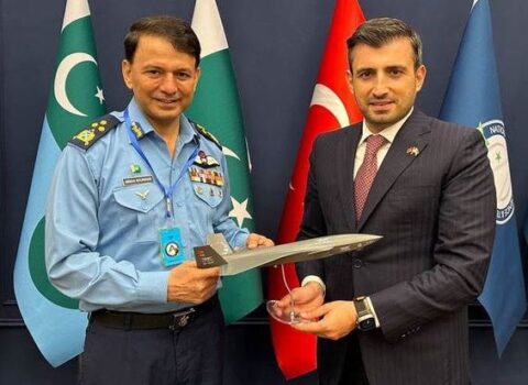 Səlcuq Bayraktar Pakistanla yeni əməkdaşlıq müqaviləsi imzaladı
