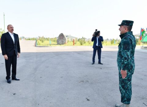 Prezident Sərhəd Diviziyasında yaradılan şəraitlə tanış oldu – FOTO