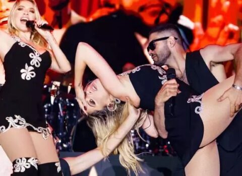 Hadisə Bakı konsertindən 5 milyon qazandı