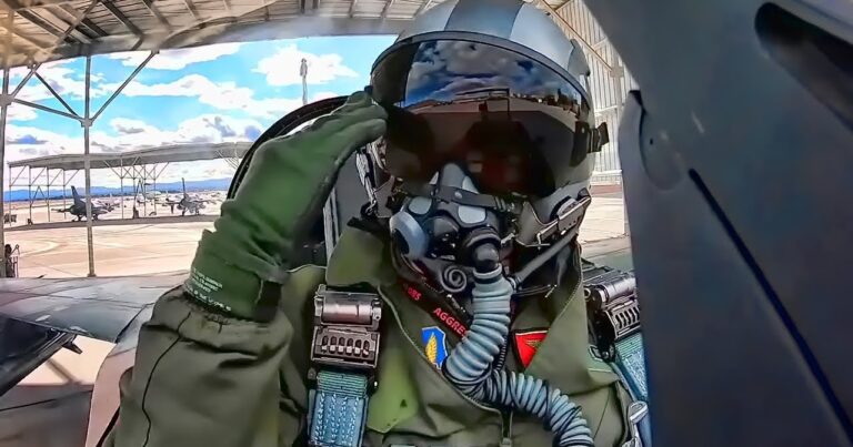 Ukrayna 30 min dollar maaşla pilot AXTARIR Ukrayna 30 min dollar maaşla pilot AXTARIR