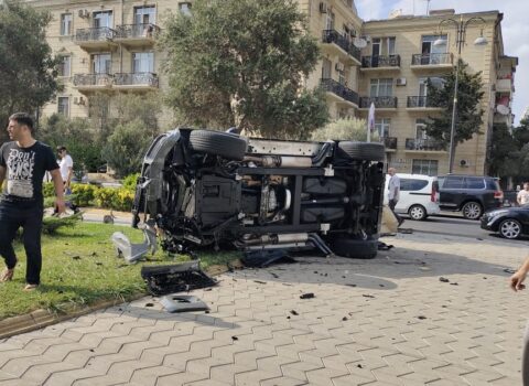 “Galenvagen”nin iştirakı ilə qəza oldu – FOTO / VİDEO