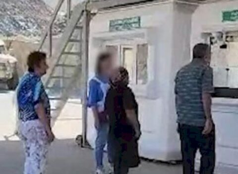 Erməni sakinləri Laçın postundan maneəsiz keçdilər