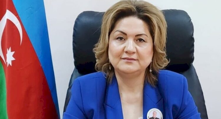 Orta məktəb direktoruna cərimə yazılıb? – Nazirliyi məhkəməyə verdi Orta məktəb direktoruna cərimə yazılıb? – Nazirliyi məhkəməyə verdi