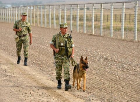 Qazaxıstan Rusiya ilə sərhədlərini möhkəmləndirir – Daha 20 zastava