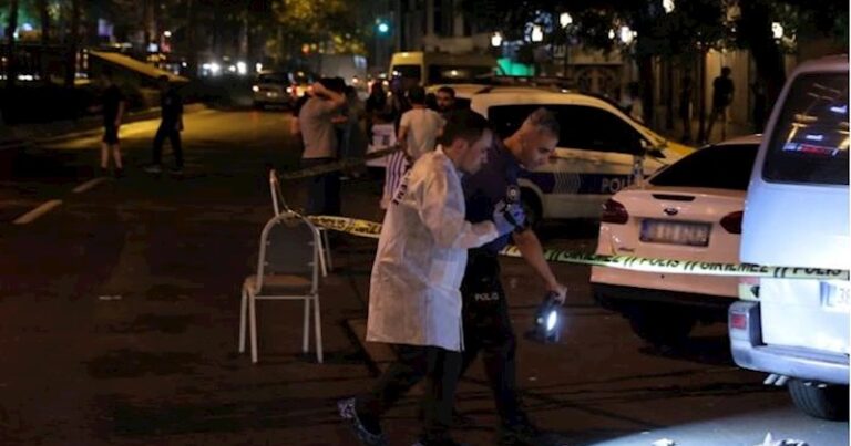 Silahlı hücum: Ölən və yaralanan var Silahlı hücum: Ölən və yaralanan var
