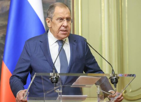 “Rusiyanın maraqlarına cavab verən təklifləri nəzərdən keçirməyə hazırıq” – Lavrov