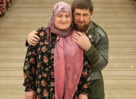 Kadırov ABŞ-a müraciət etdi: Anamı “qara siyahı”dan çıxarın!