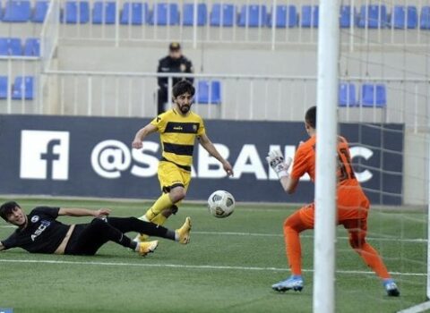 “Səbail” “Kəpəz”i darmadağın etdi