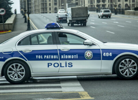 Yol polisindən qaçan sürücünün videosuna DYP-dən AÇIQLAMA – VİDEO