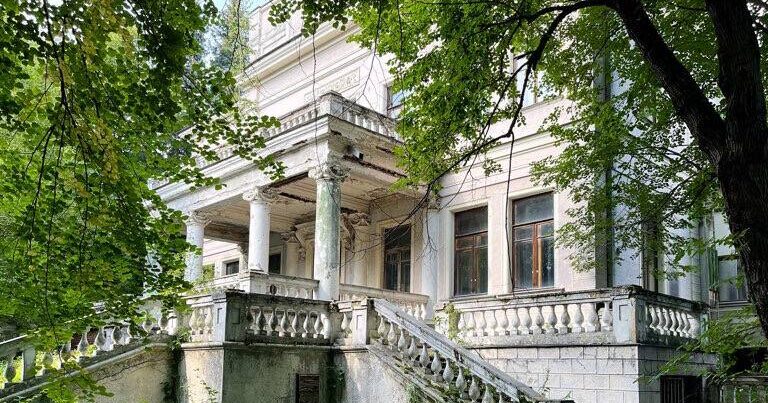 Stalinin bağ evi 400 milyon rubla satılır – FOTOLAR