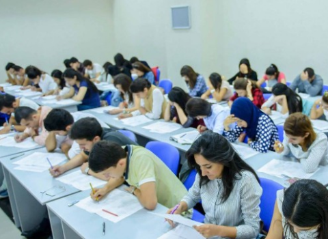 Bu universitetdə maaşlar ARTDI