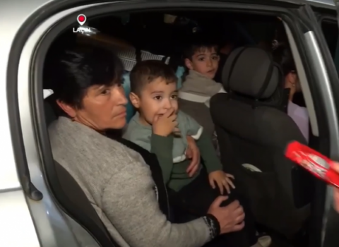 Sərhədçilərimizin bu hərəkəti erməni qadını kövrəltdi – VİDEO