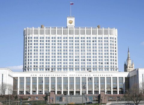 Rusiyanın Hökumət Evində maska ​​rejimi bərpa olunacaq