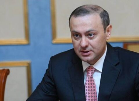 İrəvan bütün kanallarla Bakı ilə sülhü müzakirə edir
