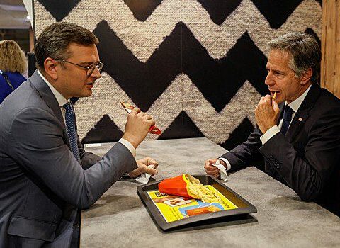 Blinken Kuleba ilə “MakDonalds”da – FOTO