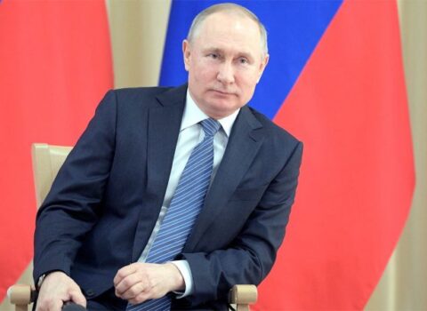 “Tikinti briqadasında işləmişəm, dülgər ixtisasım var” – Putin