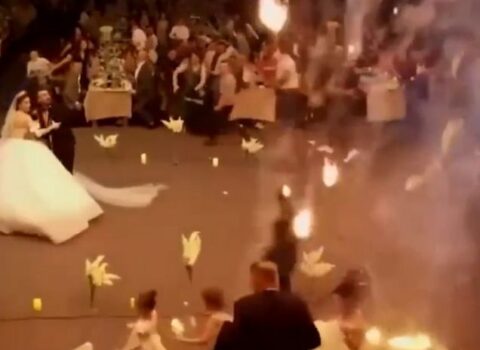 120 nəfərin yanaraq öldüyü toydan DƏHŞƏTLİ VİDEO – Ürəyi zəif olanlar baxmasın!