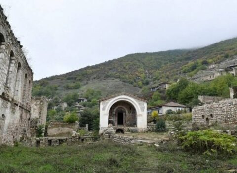 “Tuğ” qoruğunun tərkibinə beş abidə daxil edildi