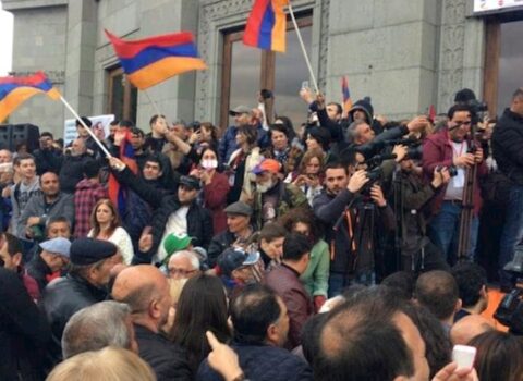 Ermənistanda 49 aksiya iştirakçısına cinayət işi açıldı, 5 nəfər isə həbs olundu