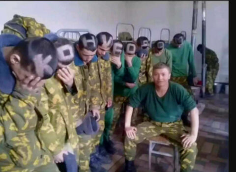 Doqquz əsgərin başını qeyri-adi qırxdırdı – 5 il müddətinə həbs olundu