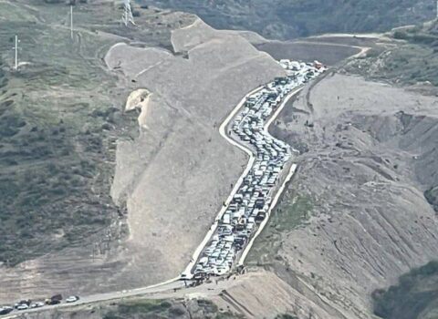 Xankəndidən Ermənistana gedən maşın karvanı – FOTO
