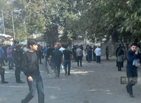 Gəncədə ticarət mərkəzində çökmə təhlükəsi yarandı, vətəndaşlar təxliyə olundu – FOTO – YENİLƏNİB