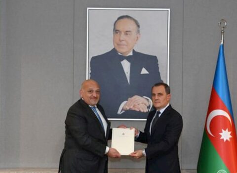 Ceyhun Bayramov İordaniyanın ölkəmizdəki yeni səfirini qəbul etdi