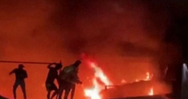 Toyda baş verən yanğında 120 nəfər öldü – YENİLƏNDİ Toyda baş verən yanğında 120 nəfər öldü – YENİLƏNDİ