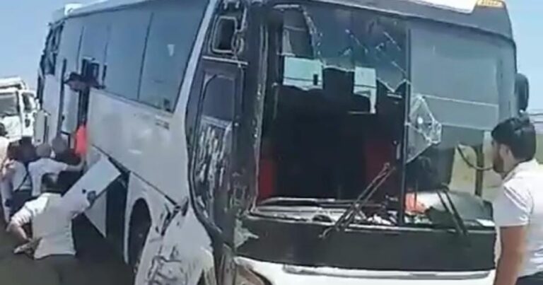 Bakı-Qazax yolunda ağır qəza: xəsarət alanlar var Bakı-Qazax yolunda ağır qəza: xəsarət alanlar var