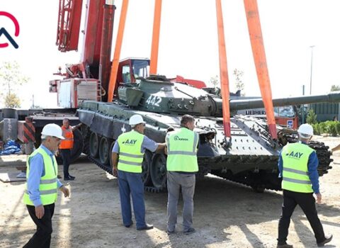 Aqarunovun vurduğu düşmən tankı Hərbi Qənimətlər Parkında – FOTOLAR
