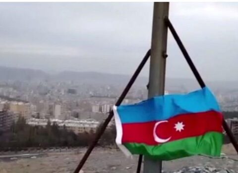 Təbrizdə Azərbaycan bayrağı dalğalandı – VİDEO