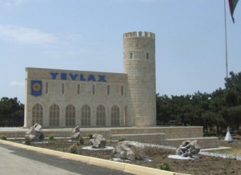 “Görüşdə separatçılıq fəaliyyəti olmayan erməninin iştirakı daha məqbul olardı”