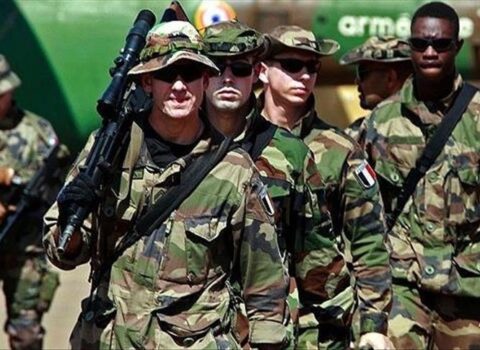 Fransa qoşunlarını Nigerdən çıxarmağa başlayacağını AÇIQLADI