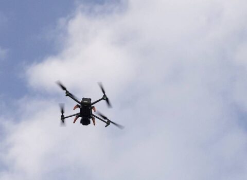 Suriyadakı ABŞ bazasına dronlarla hücum edildi