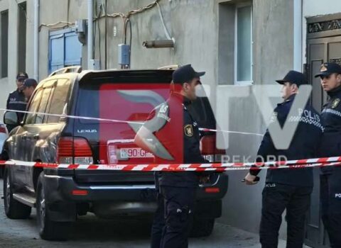 Sumqayıtda silahlı basqın olunan evdən görüntülər – VİDEO