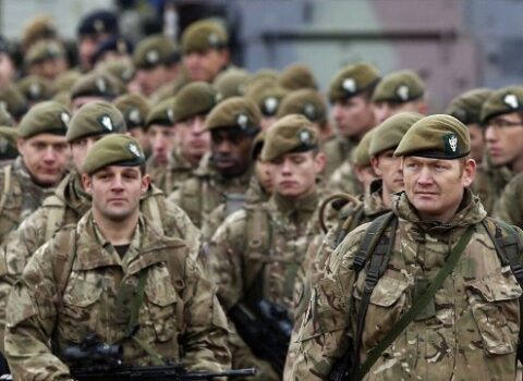 Britaniya Ukraynaya qoşun yeridir