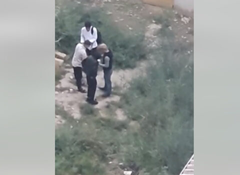 Məktəbdə narkotikdən istifadə görüntüləri yayıldı – Polis araşdırır – VİDEO