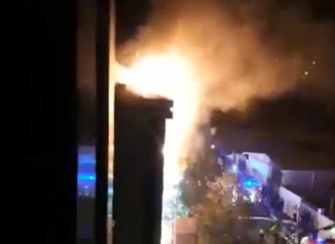 Naxçıvanda restoran yandı, toya gələnlər təxliyə olundu – VİDEO
